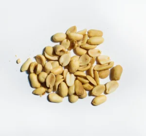 Fresh vegetables and healthy fats included in a ketogenic diet
